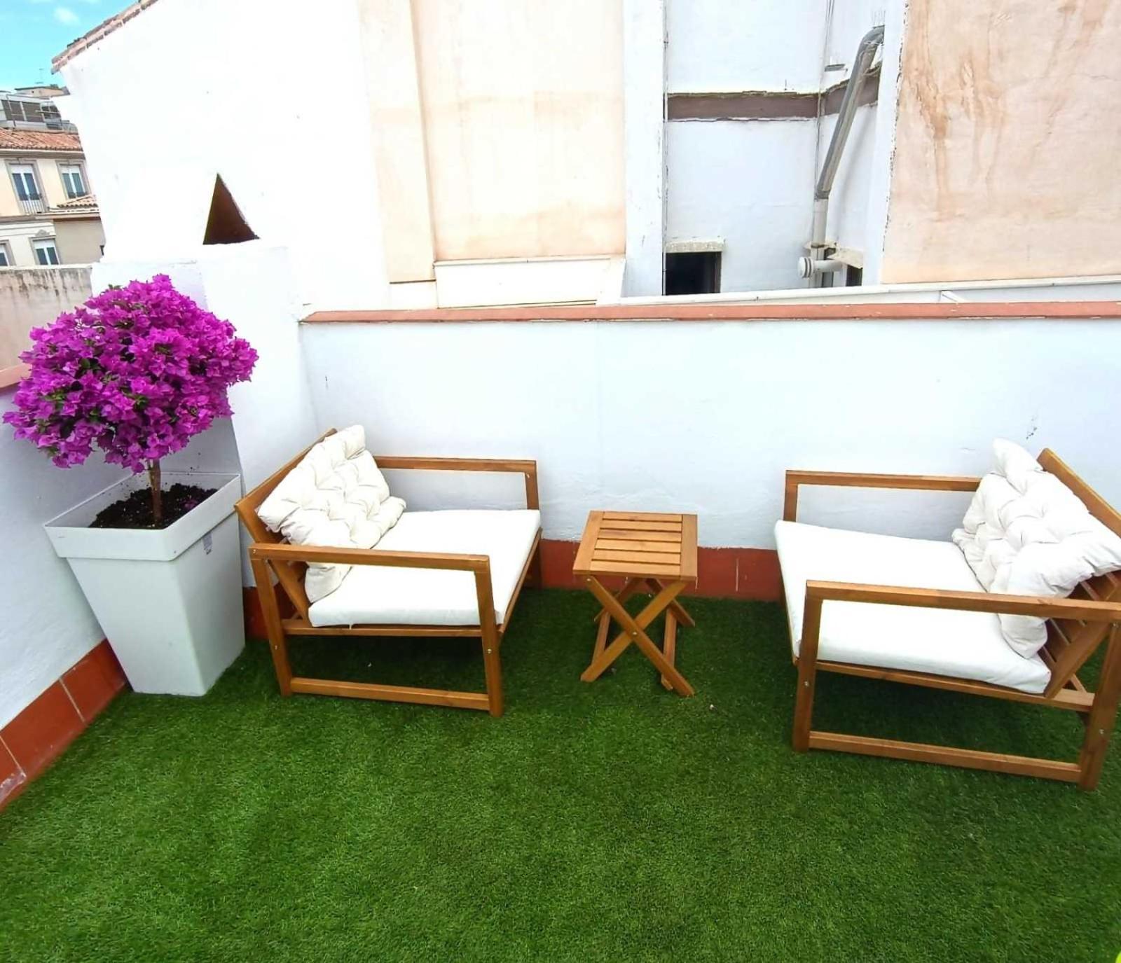 Apartamentos Larios 말라가 외부 사진